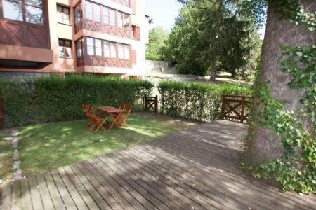 Apartamento Con Jardin - Montana Park Enveitg Exterior foto